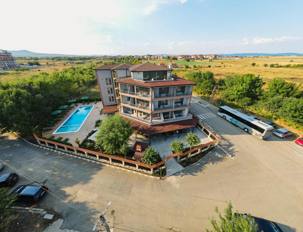 Lecardo Hotel Acheloj Exteriér fotografie