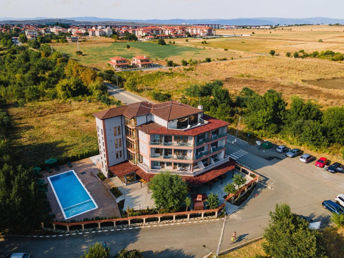 Lecardo Hotel Acheloj Exteriér fotografie