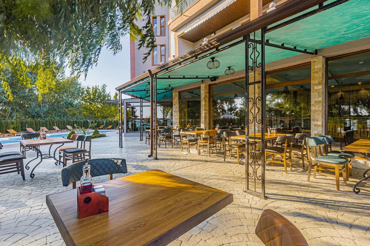 Lecardo Hotel Acheloj Exteriér fotografie