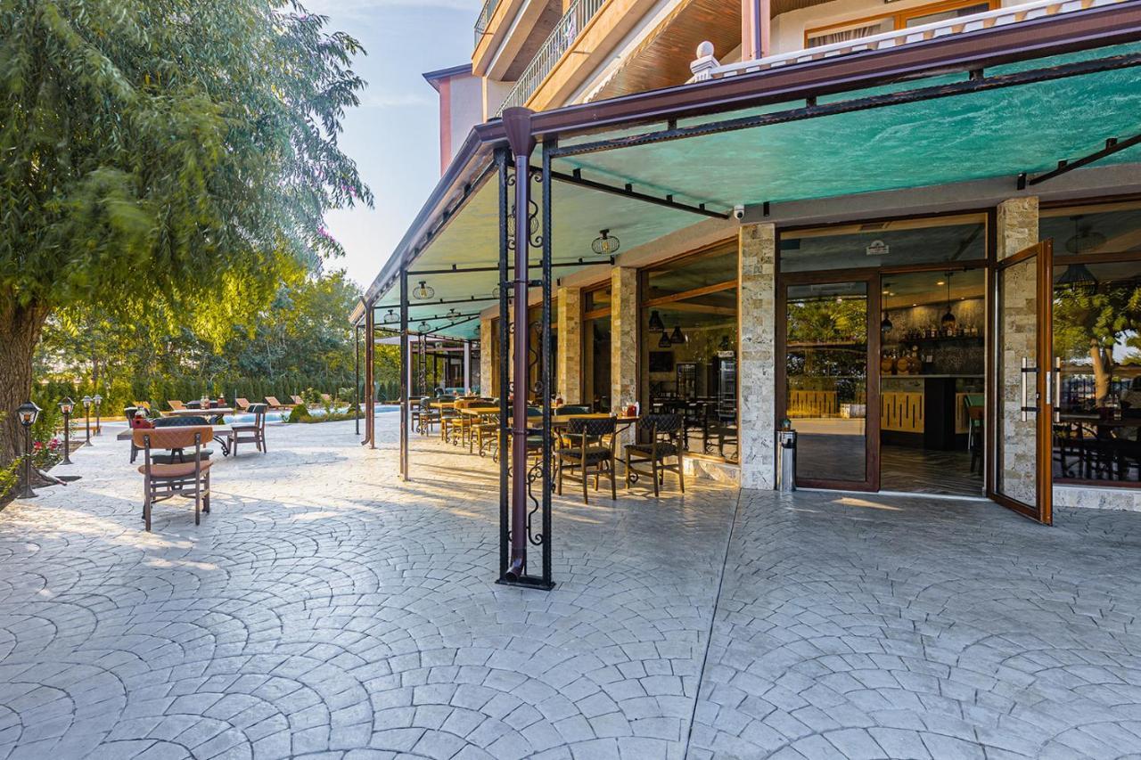Lecardo Hotel Acheloj Exteriér fotografie
