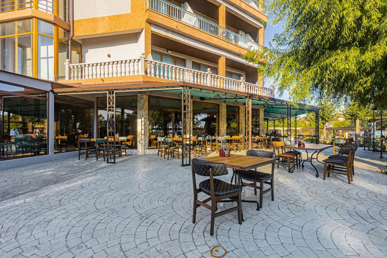 Lecardo Hotel Acheloj Exteriér fotografie